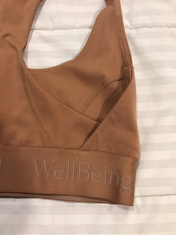 Sujetador deportivo WellBeing BeingWell espalda deportiva talla pequeña nuevo sin etiquetas camel 100 % reciclado Foto 4 de 4