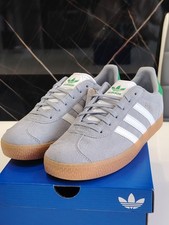 Adidas Gazele J Size 4.??