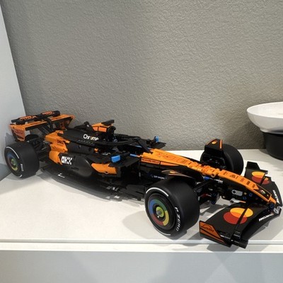 LEGO Technic 42228 McLaren MCL39 F1 Car Race Car Set, 1675 pcs, 18+ (2026)