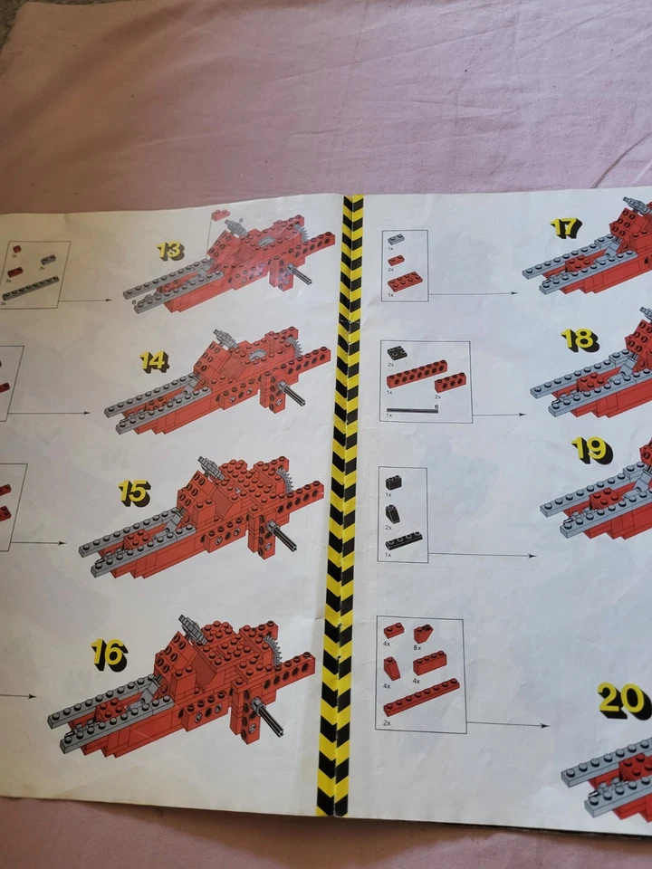 LEGO Technic Set 851 Tractor 164pc vintage Complete with 1977 instructions, photo 3 of 4