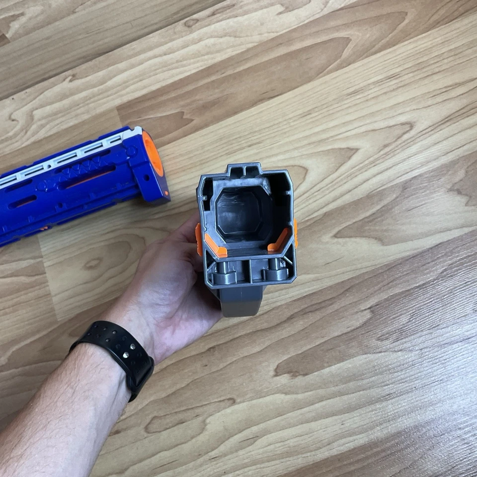 4 Nerf Attachments: Strike Defend Stock, Barrel, Vortex Scope, Demolisher Stock - Image 4 of 4