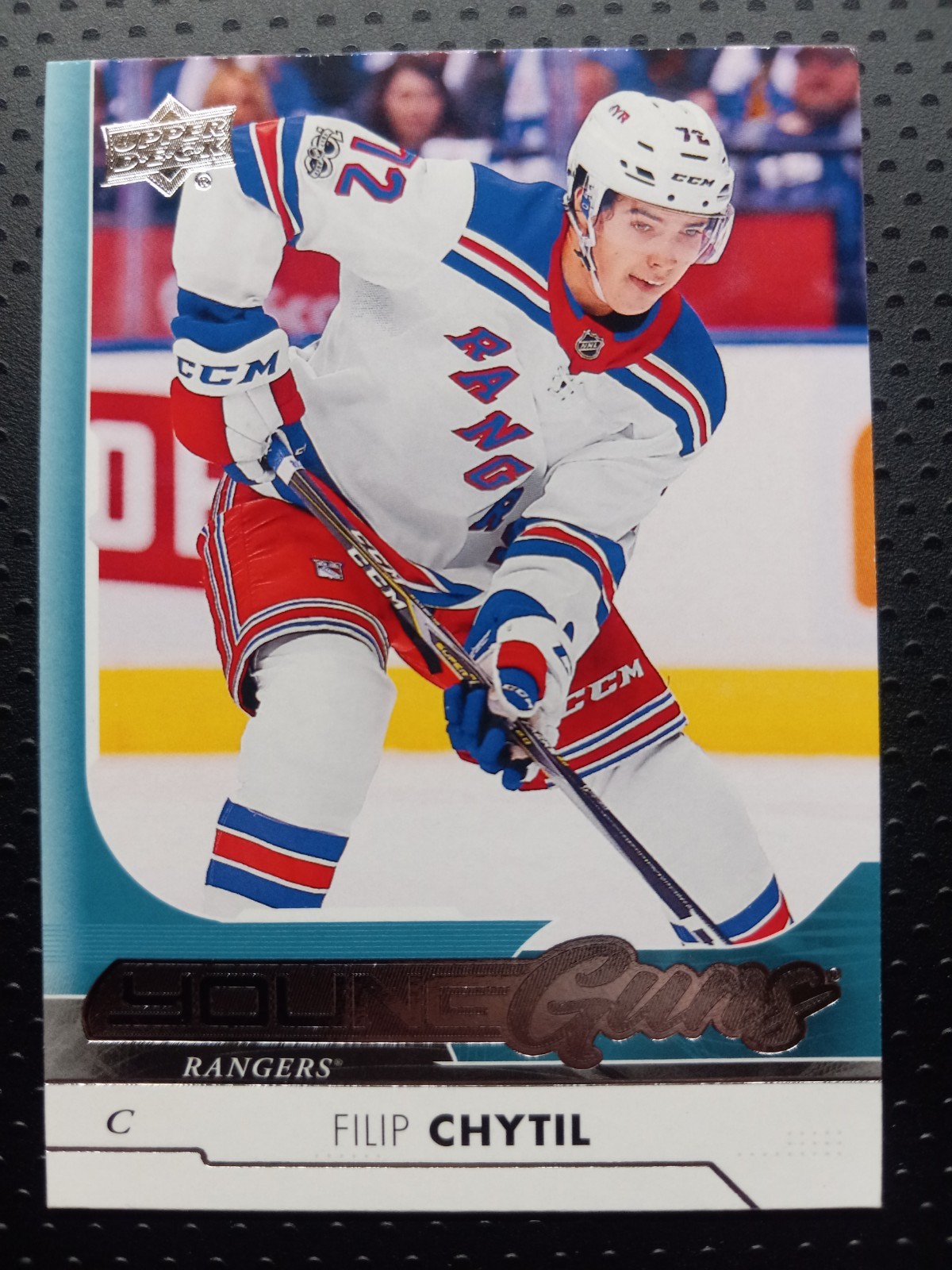 2017-18 Upper Deck Series 1 Young Guns #227 Filip Chytil Rookie Card