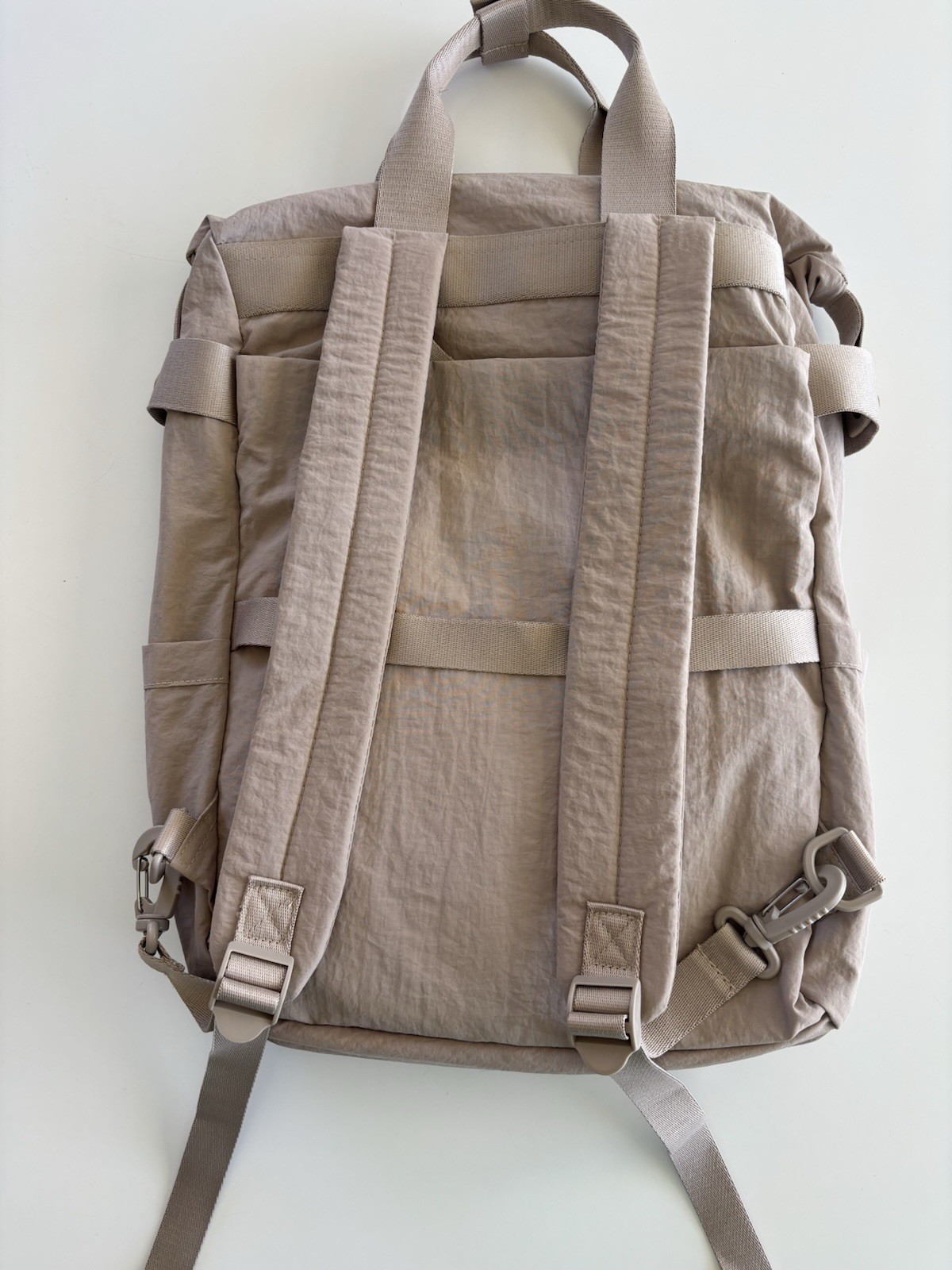 NWOT Alo Yoga Nylon Backpack Beige 14” X 16”