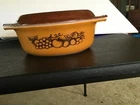 Vintage Pyrex # 043 “Old Orchard” Harvest Fruit 1 1/2 Qt Casserole With Lid
