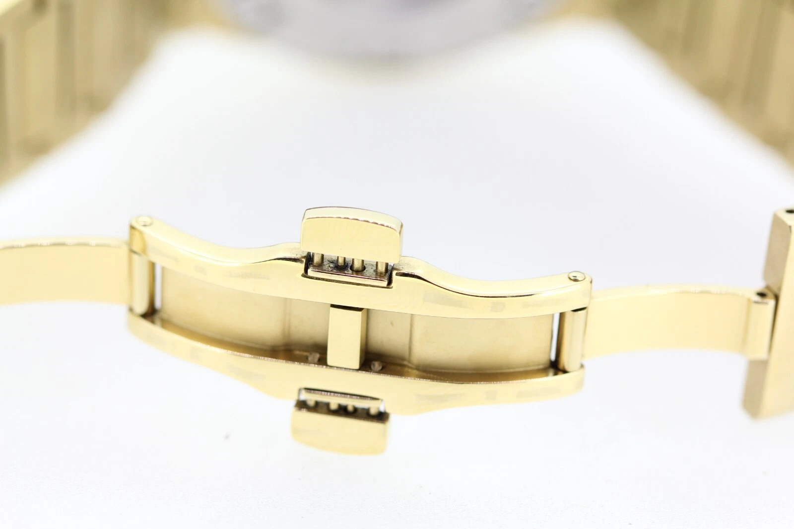 Orologio Donna Versace Chain Reaction Tono Oro Quadrante Nero VEHD00520