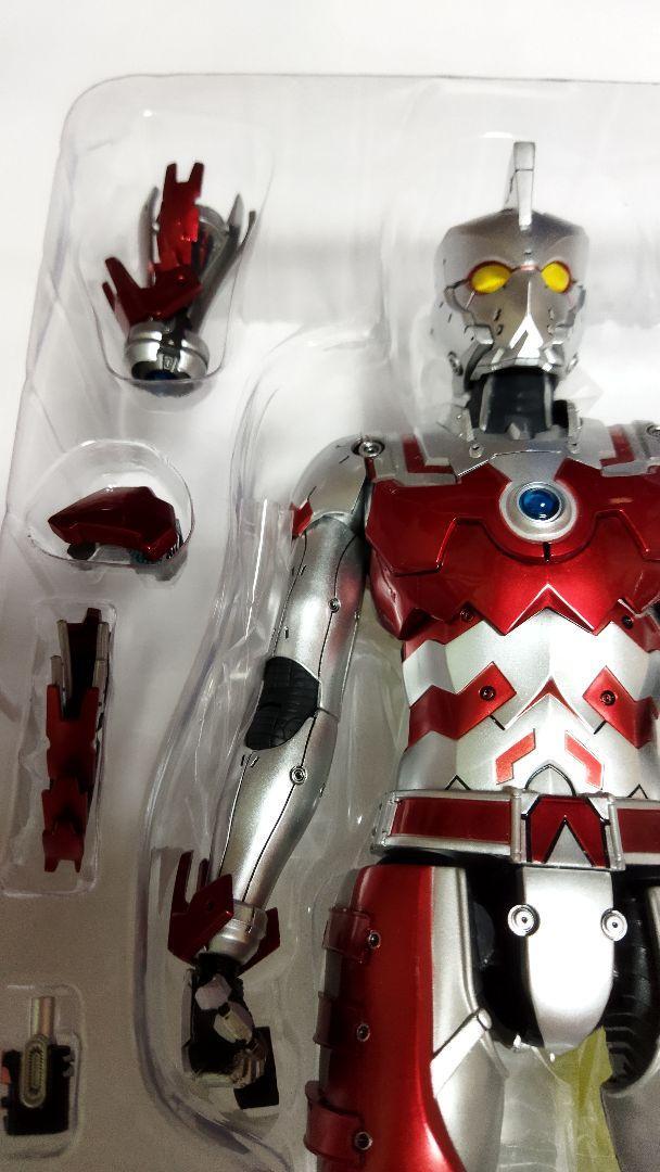 ACE SUIT(Anime Version) ULTRAMAN1/6フィギュア
