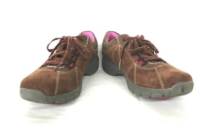 clarks hiking shoes women