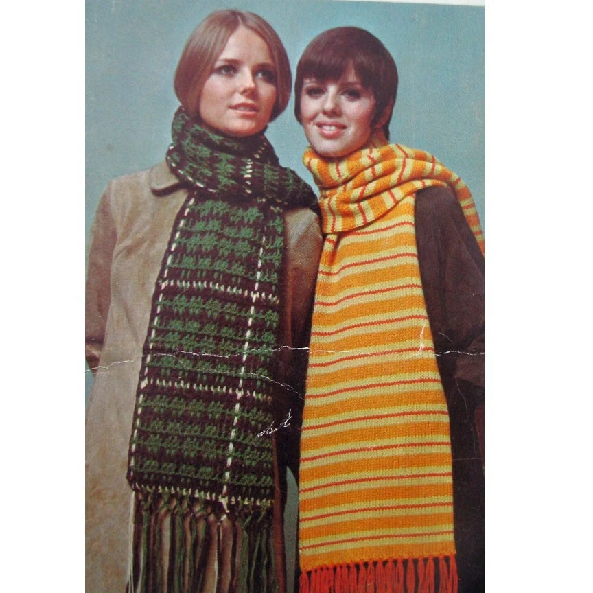 Columbia Minerva Fashion Hats, Scarves & MIttens Knitting Pattern Booklet #2515 - Image 4 of 4