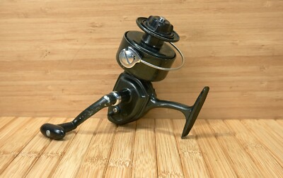 Vintage Shakespeare 2210 II Fishing Spinning Reel, Made in Japan