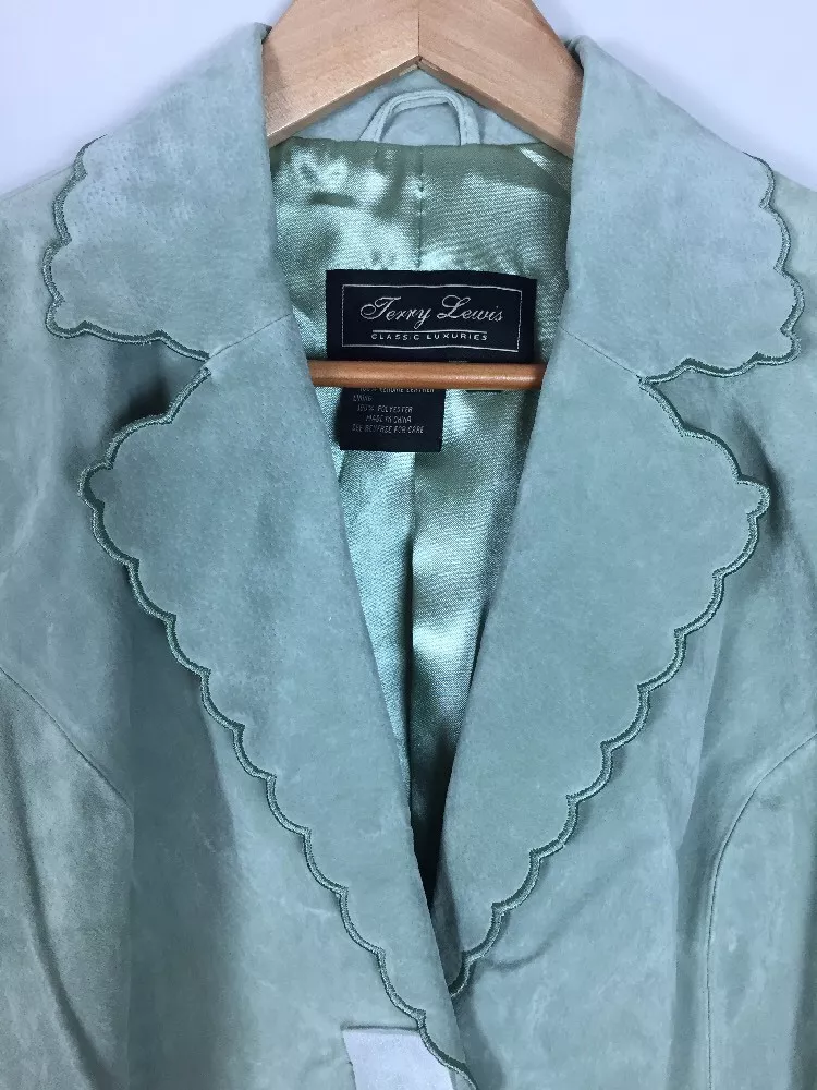 Tommy lewis clothing deals