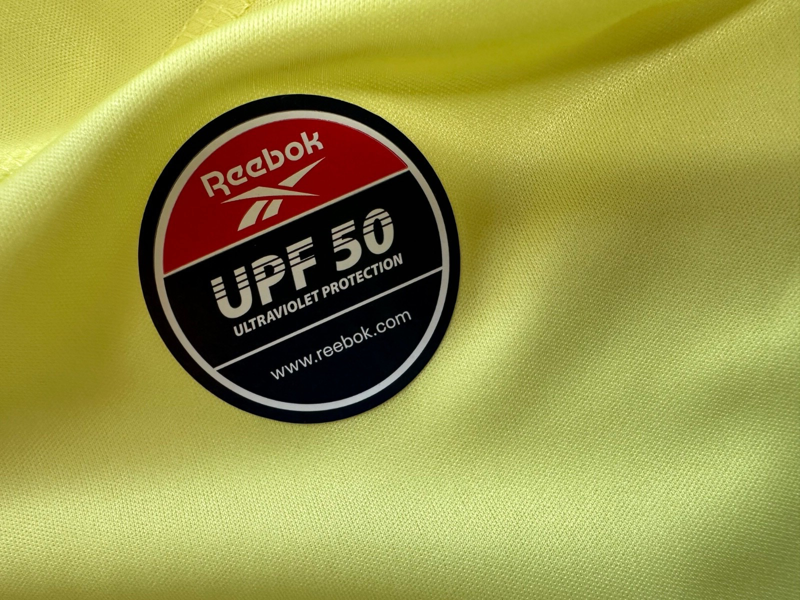 NEW Reebok Boys Swimwear 2 Piece Set UPF 50 Yellow/Gray Sz 5 thumbnail 5