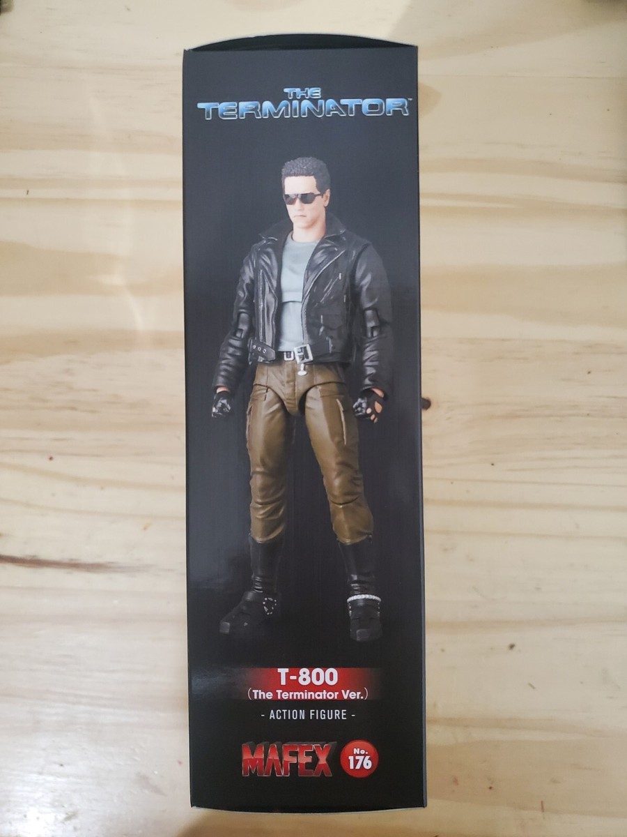 Medicom MAFEX No.176 T-800 (The Terminator Ver.) Action Figure -US