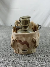 USGI MOLLE II 1QT Canteen/Utility Pouch with Canteen Woodland Camo