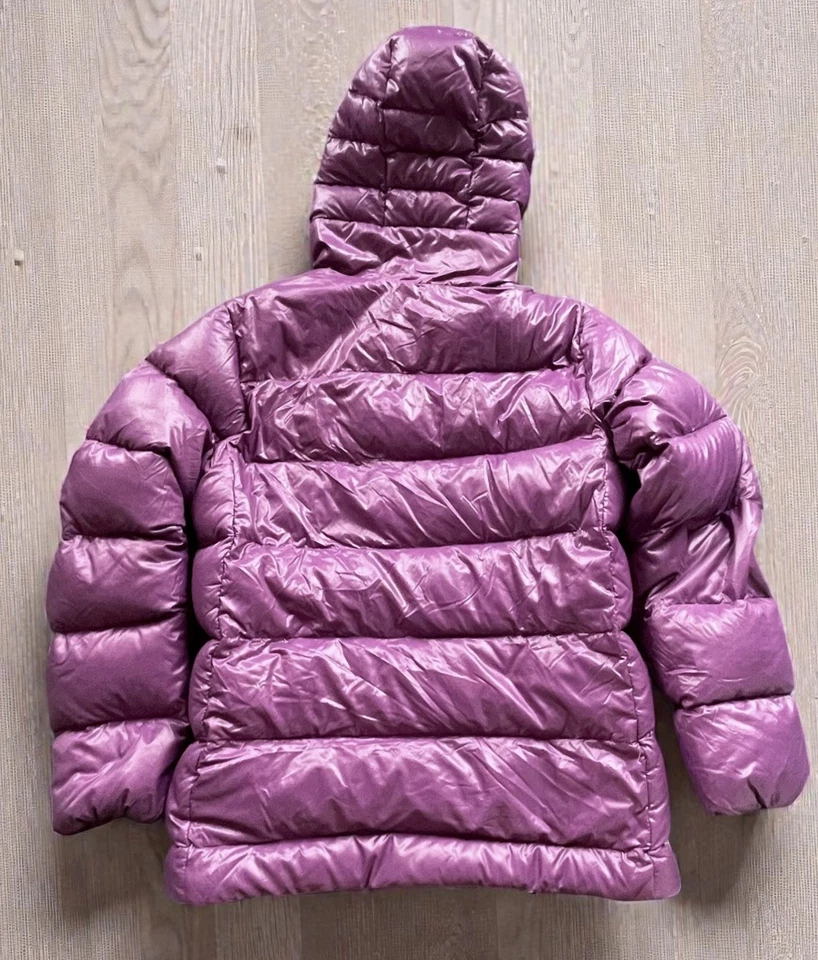 Chaqueta PATAGONIA NIÑAS Talla (L-12) ABAJO Color Noche Ciruela Foto 2 de 4