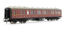Hornby Pre-Owned R4413 BR Maroon Hawksworth Composite Brake Coach 'W7849W'
