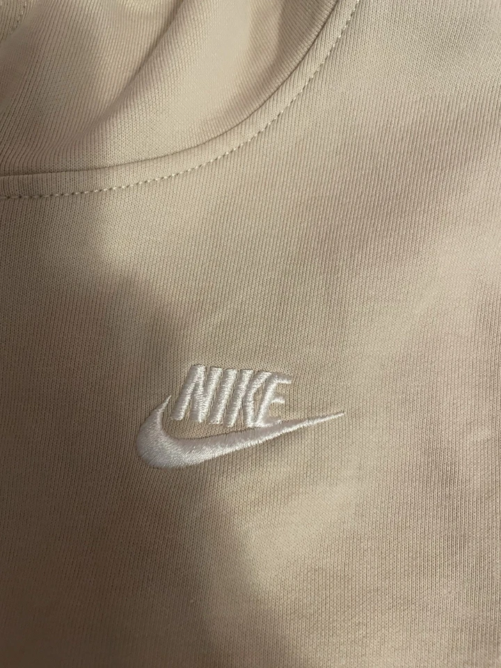 Sudadera con capucha Nike beige XL para niños nueva sin etiquetas nunca usada Foto 2 de 4