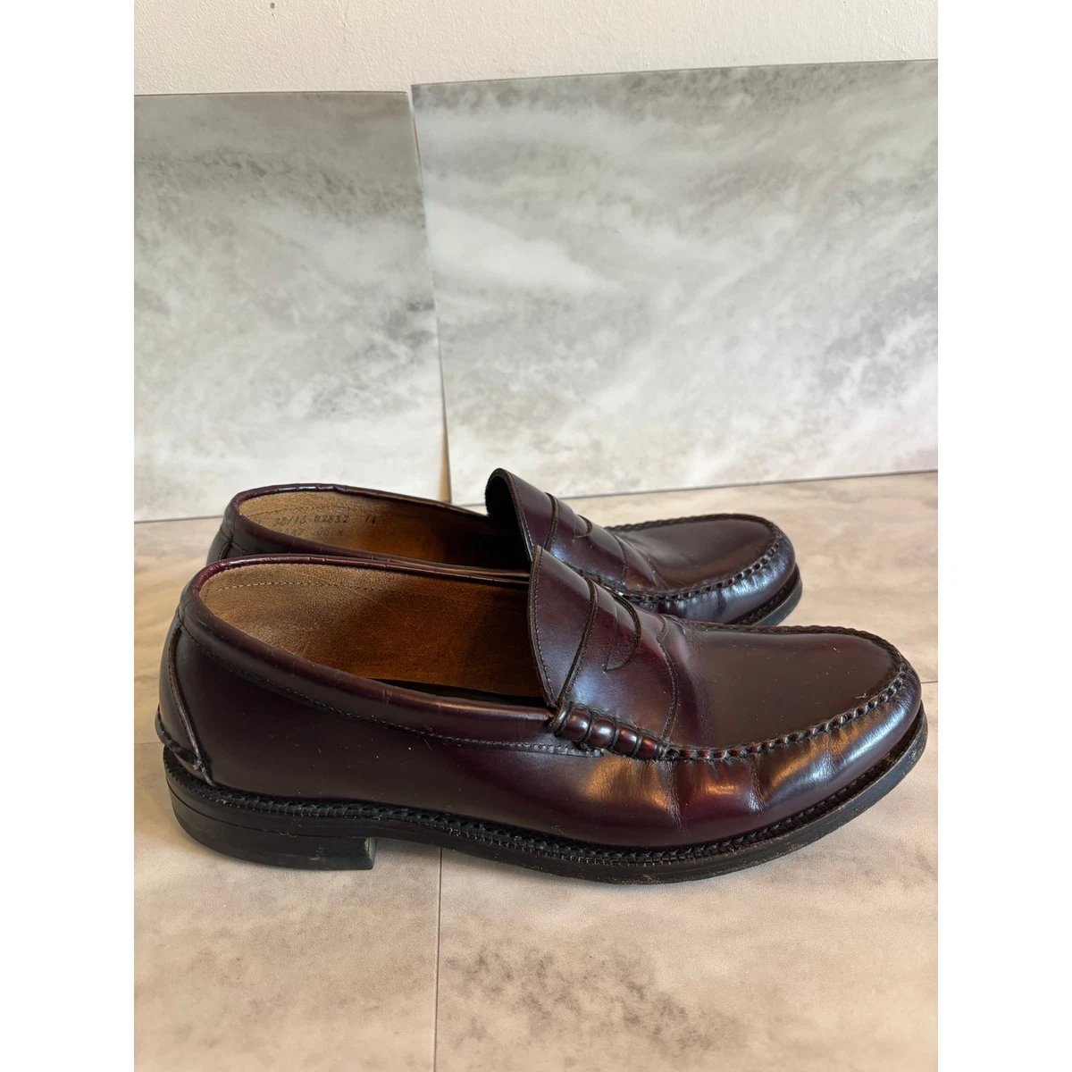 Johnston Murphy Vintage Ski Moc Penny Loafer Leather Oxblood 9.5 D Moc Toe Shoes Johnston & Murphy Loafer Red Casual Shoes for Men | eBay main image 2