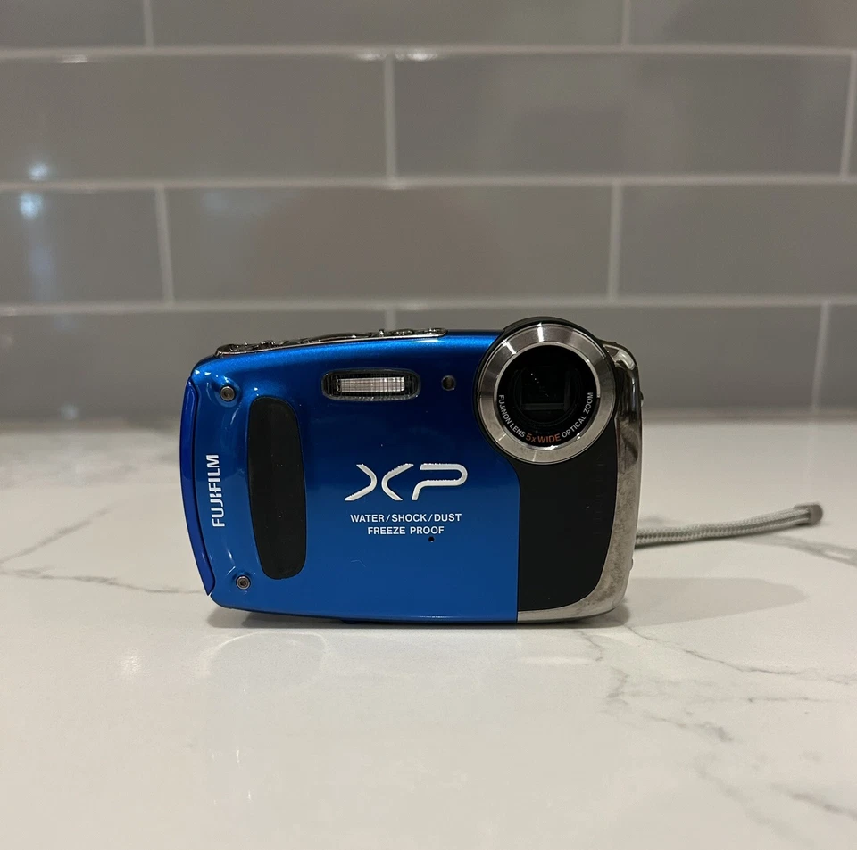 Cámara impermeable Fujifilm Finepix XP50 14MP sin cargador Foto 2 de 4