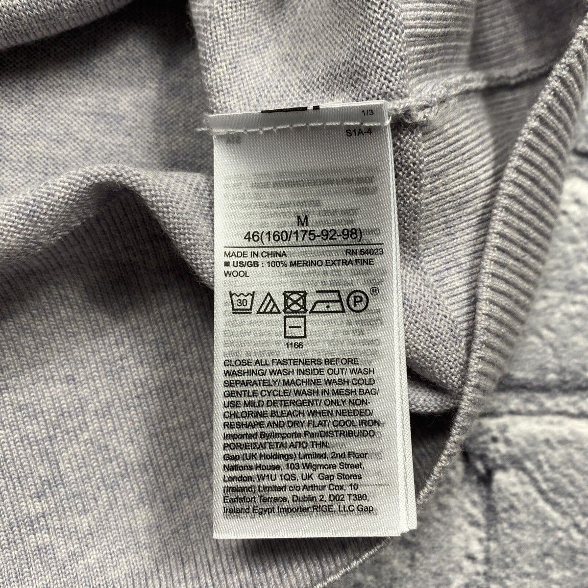 Banana Republic Cardigan Size M Gray Merino Wool Button Up Coastal