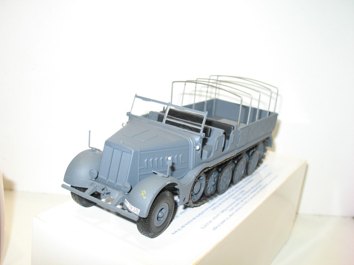 Eaglemoss 1/43 : Tracteur FAMO + Remorque Porte-char + Panzer IV Gris - Collection Militaire