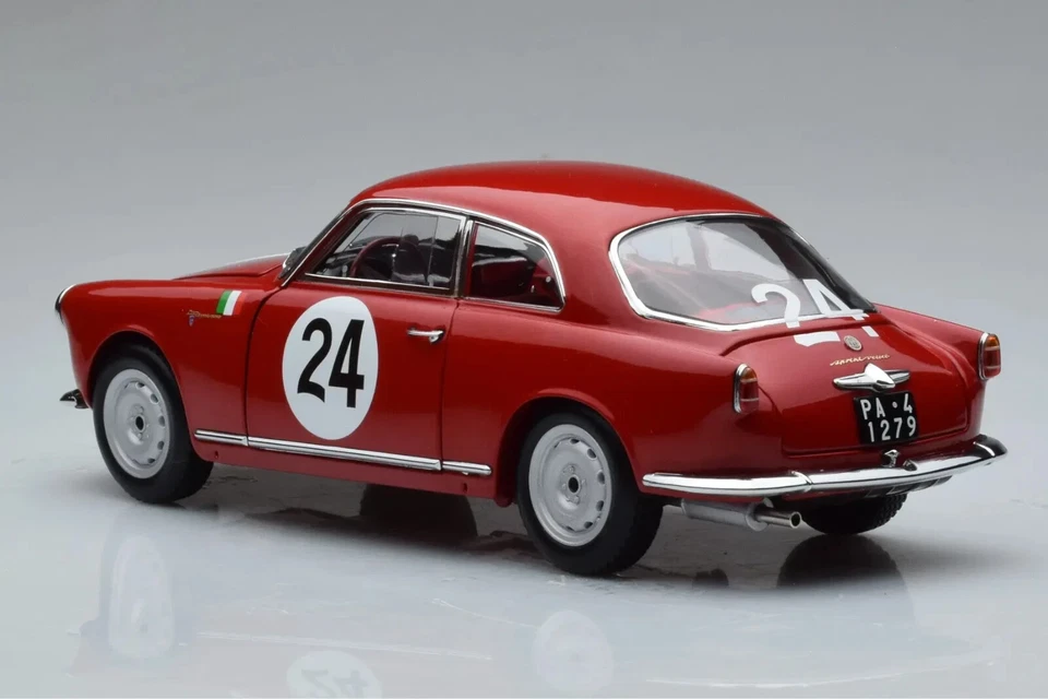 New KYOSHO ALFA ROMEO GIULIETTA N24 FLORIO 1958 1:18 Model Car RED 08957B KidBX - Image 4 of 4