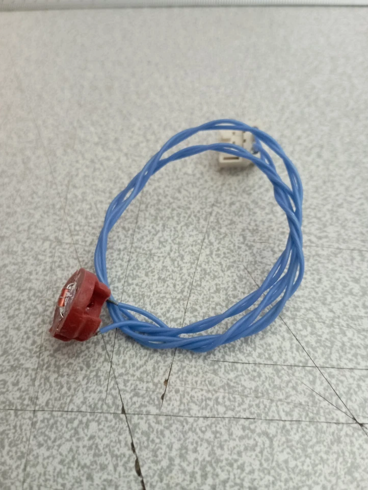 Sonde Température Capteur Sensor 3 Broches Plaque Cuisson De Dietrich DTI1358DG - Photo 4/4