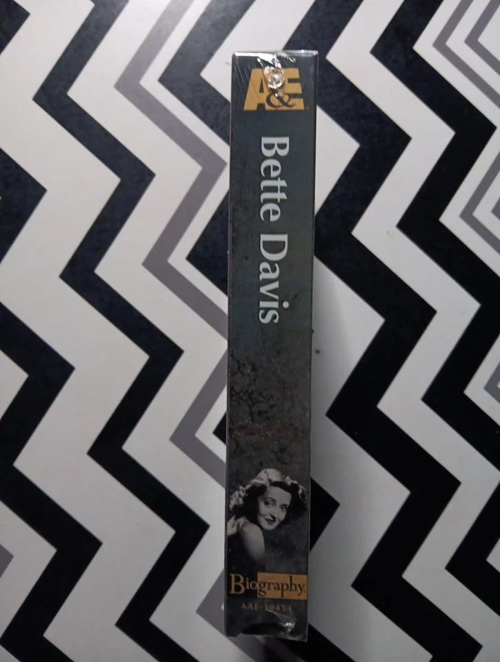 Brand New Sealed A&E Biography: Bette Davis If Looks Could Kill (VHS, 1995)  - Imagem 3 de 4