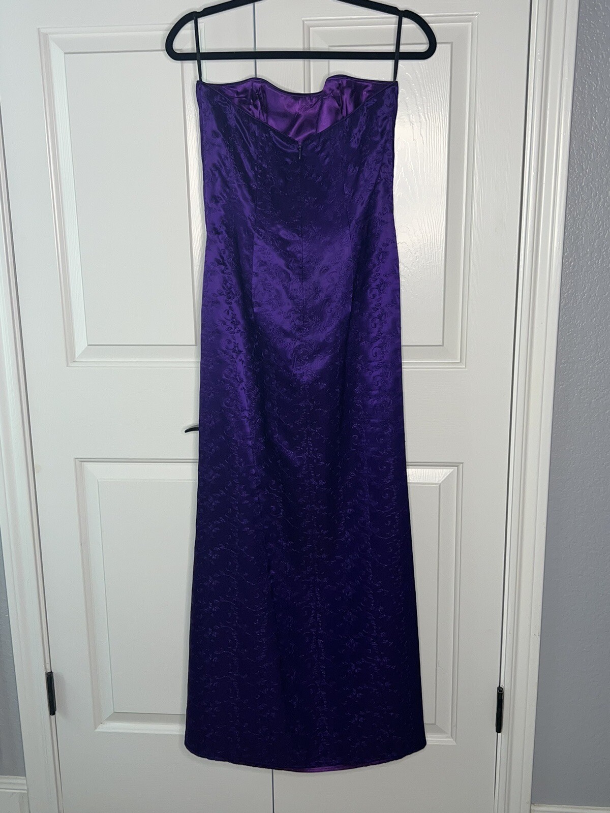 Picture 2 of 12