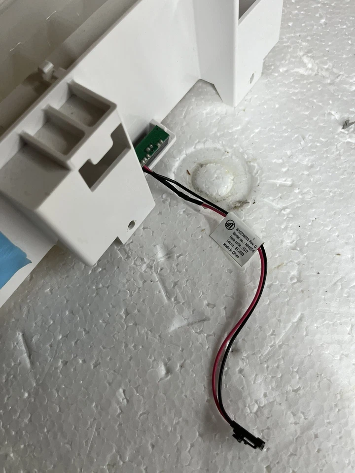 Whirlpool Refrigerator Side By Side Ice maker W10798411 - Image 3 of 4