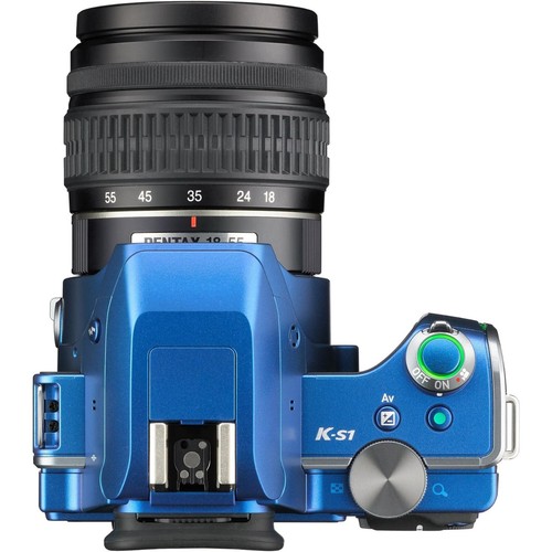 Kit fotocamera reflex Pentax K-S1 con obiettivo DA L 18-55 mm blu SCATOLA APERTA - 06493 - Foto 3 di 5