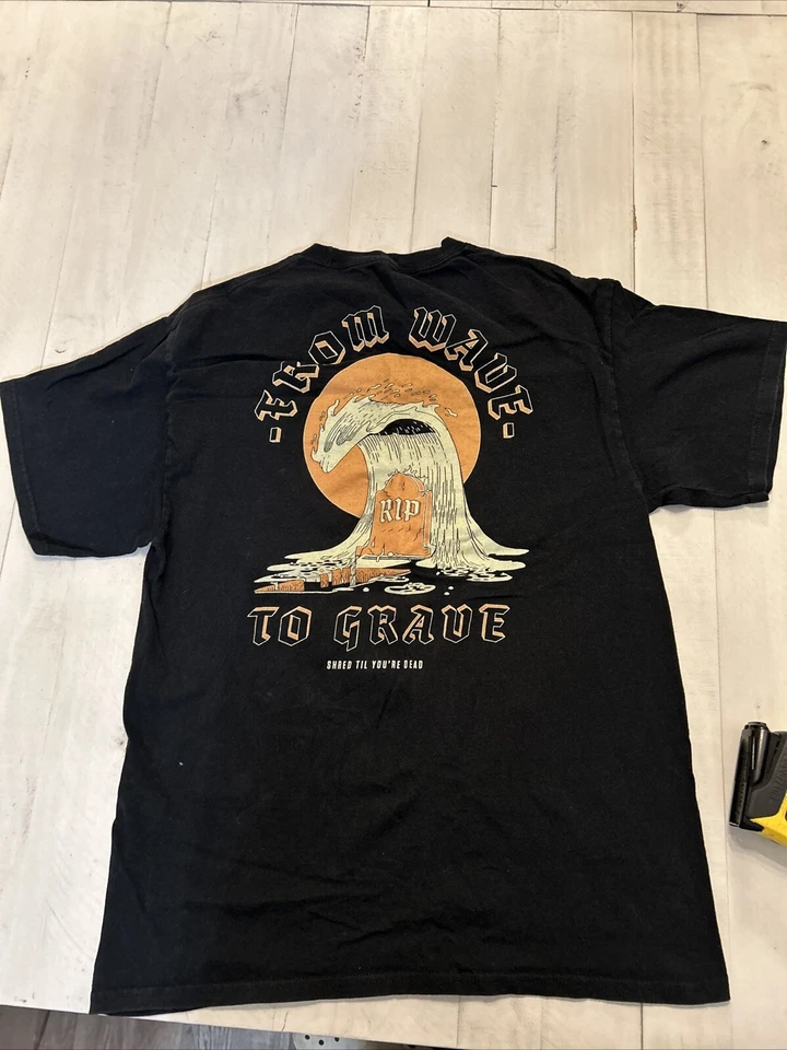 Chomp Brand Black Grunge T Shirt - Image 4 of 4