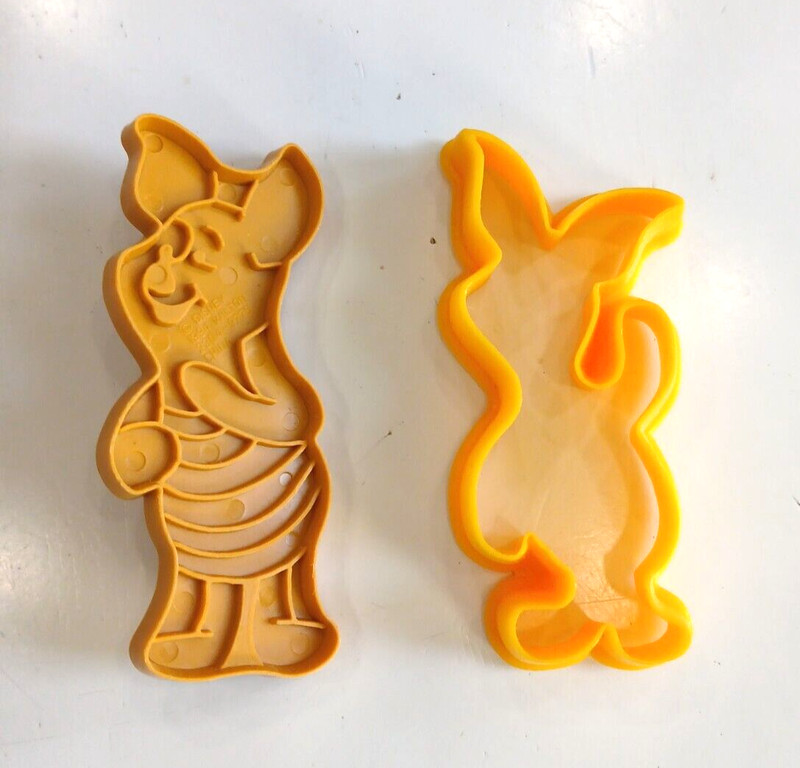 Plastic Piglet Cookie Cutter & Stamp from beloved Winnie the Pooh