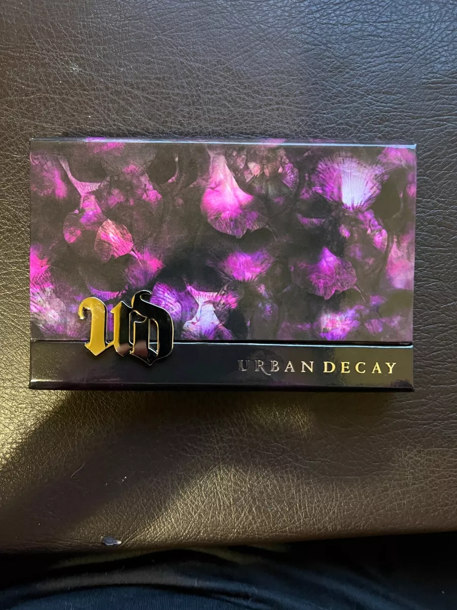 Urban Decay Beauty with an Edge Eyeshadow Palette, Fast Shipping