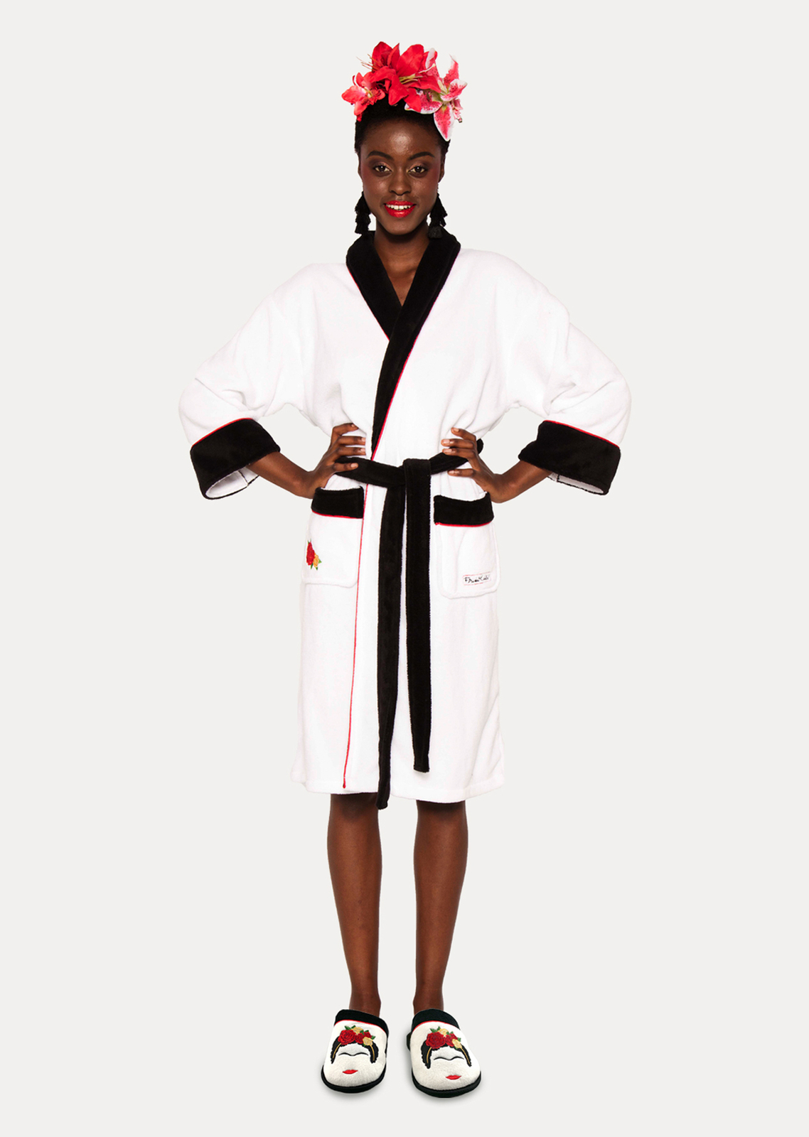 Frida Kahlo Minimalist Fleece Women's Dressing Gown