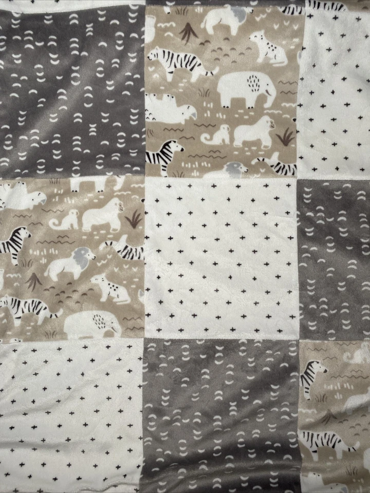 Manta Bebé Momentos Moderna Safari Retazos Reversible Sherpa Gris Borde Lovey Foto 4 de 4