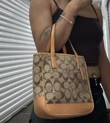 COACH VINTAGE RARE MINI LUNCH TOTE IN TAN MONOGRAMMED SIGNATURE