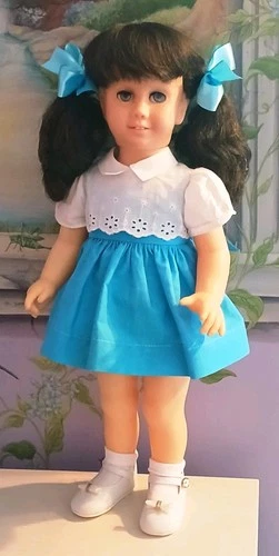 VINTAGE 20" CHATTY CATHY HF BRUNETTE PIGTAILS DOLL IN BLUE PARTY OUTFIT