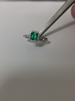 Smaragd Ring 18k Weißgold 750er. Diamanten vs Smaragd vivid green emerald grün 