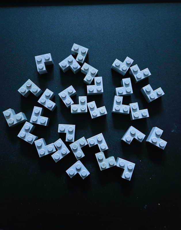 LEGO CORNOR BRICKS LOT OF 29