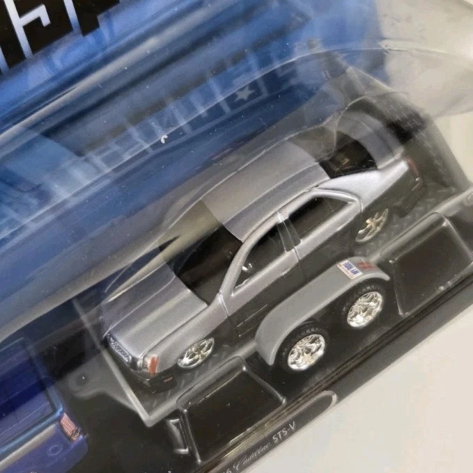 Maisto All Stars Elite Transport 2007 Cadillac Escalade EXT 2006 Cadillac STS-V - Image 4 of 4