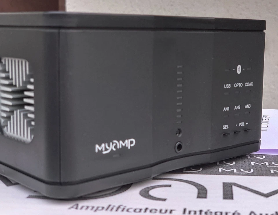 Micromega MyAmp audiophil Class AB amplificatore integrato DAC Bluetooth ottime condizioni scatola originale - Immagine 2 di 4