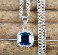 Natural 11.15 Ct Aquamarine Octagon Gemstone Certified Pendant Anniversary Gift