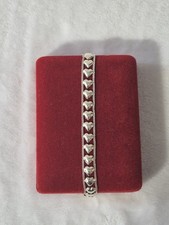 Sterling Silver Heart Bracelet   23 Linked Hearts, 925 Solid Silver, 7  Elegant