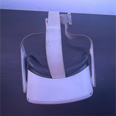 Meta Oculus Quest 2 White Standalone VR Headset with Controller & Facial Interf 