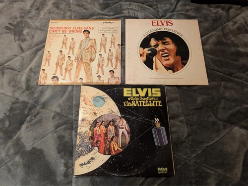 elvis presley vinyl lot 3 golden records vol 1. Aloha Hawaii. Legendary  vol 1