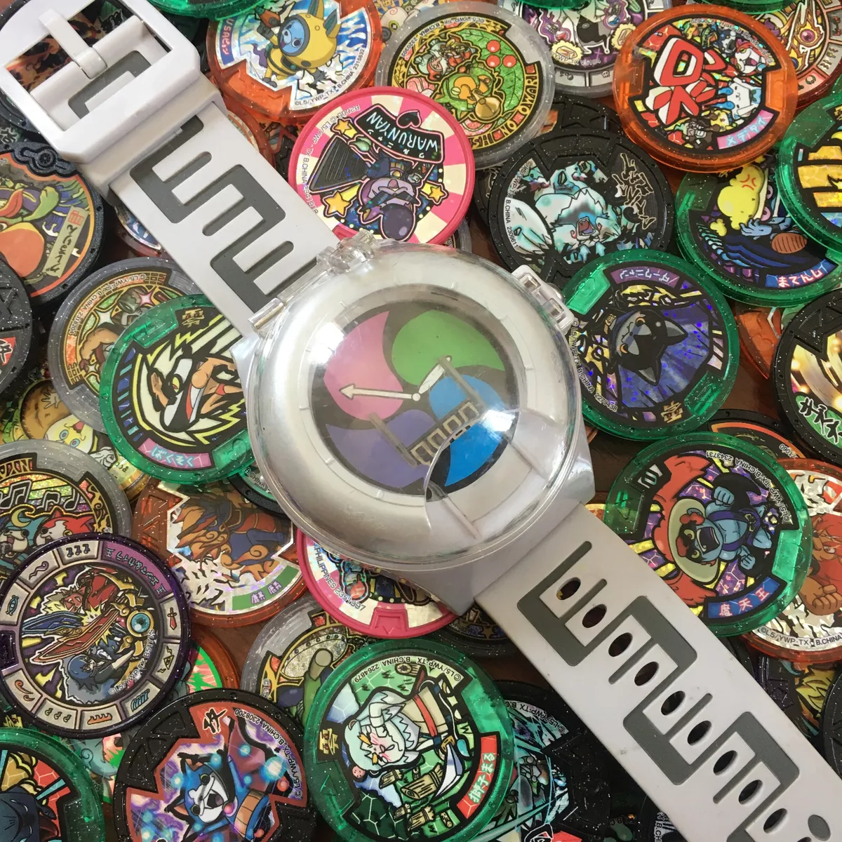 Bandai Japan Yokai Watch Wristwatch for Medals Yo-Kai + 7 Yo Kai Medals  TESTED!!