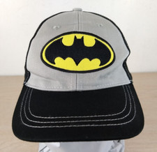 BATMAN DC COMICS ADJUSTABLE YOUTH STRAPBACK BASEBALL HAT/CAP, BLACK/GRAY/YELLOW