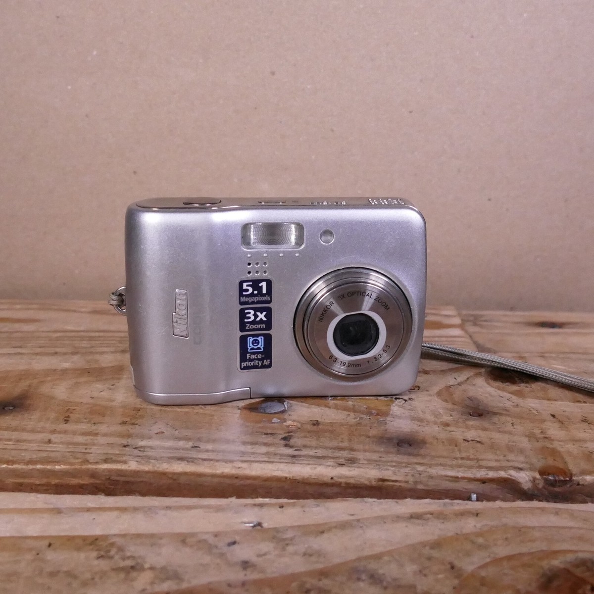 Nikon Coolpix L3 Digital Camera - See Description | eBay UK