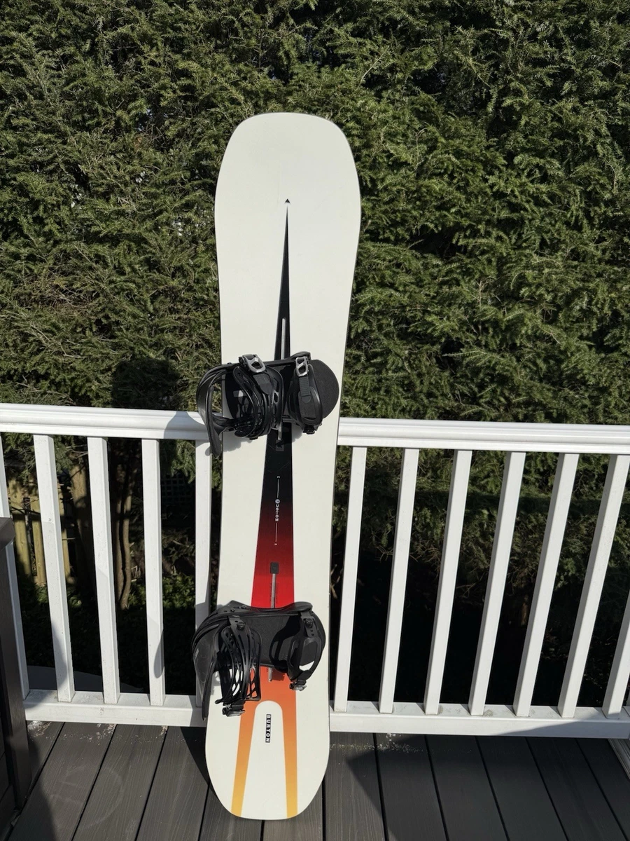 バートン カスタム burton custom 154cm cartel Burton custom Snowboard 154 cm with cartel X Bindings, White