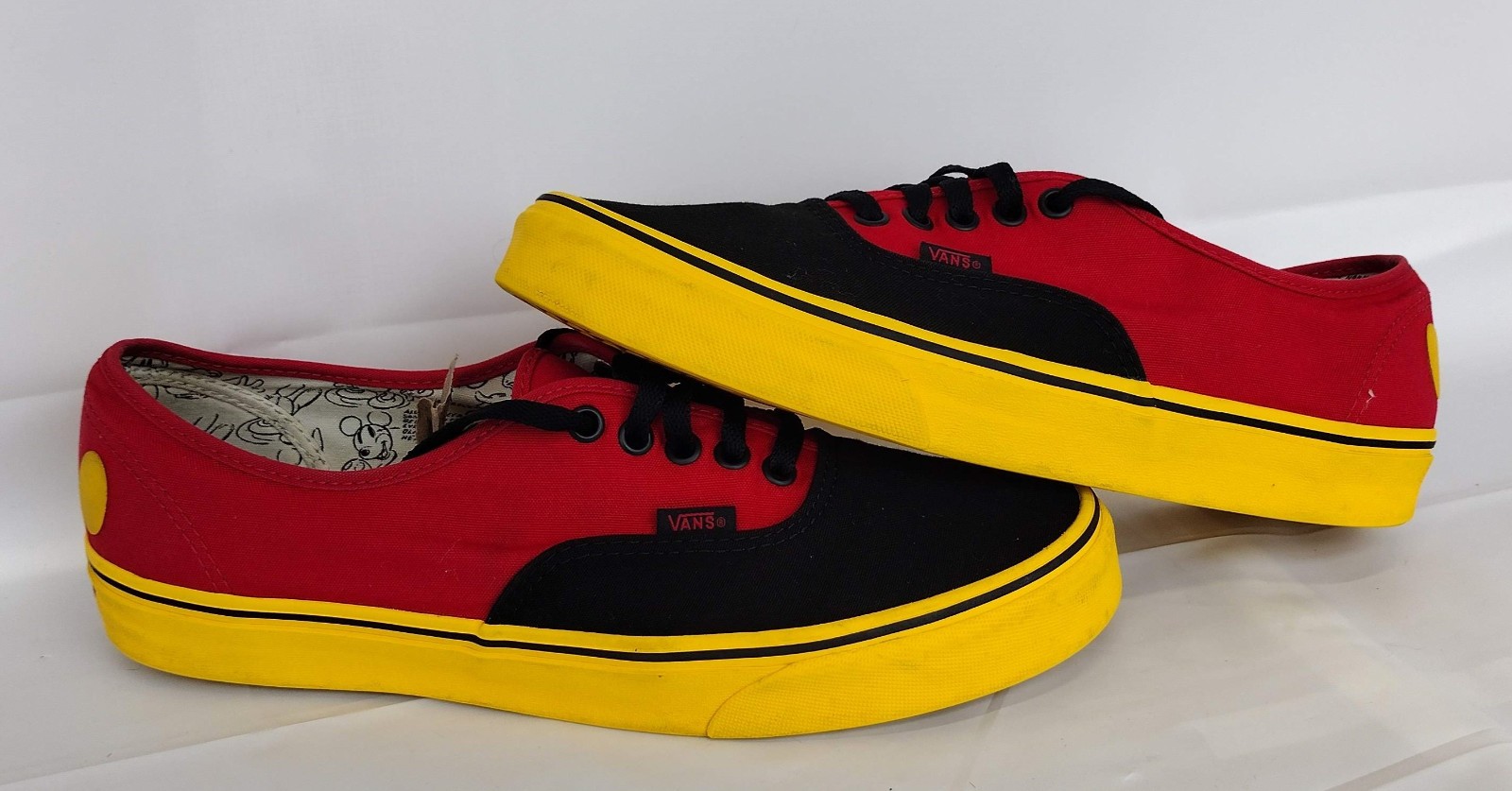 Vans x Disney 90th Anniversary Mickey Mouse Men's 11 EUR 44.5